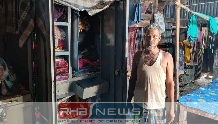 দুমকিতে দুর্ধর্ষ চুরি : নগদ..