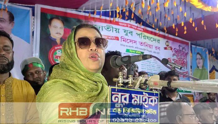 নারী-পুরুষের সম্মিলিত প্রচেষ্টা ছাড়া কোনো..