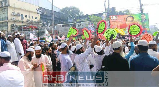 নভেম্বরেই গণভোটের দাবিতে উত্তাল পল্টন