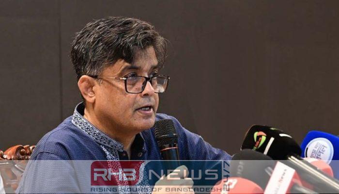 নির্বাচনী হাওয়া বইছে, কেউ রুখতে..