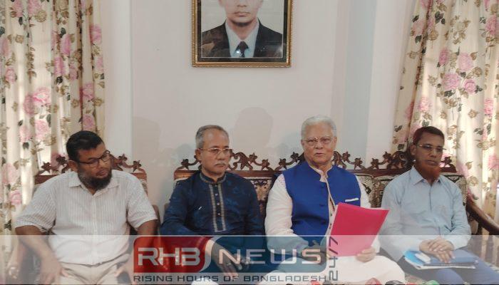 রাজনীতিতে গ্রুপিং থাকলেও আমাদের মাঝে..