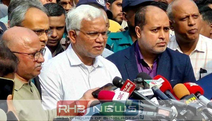 চিকিৎসা গ্রহণ করতে পারছেন বেগম..