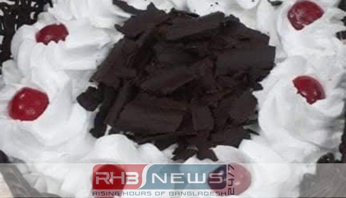 ব্ল্যাক ফরেস্ট কেক তৈরির সহজ..