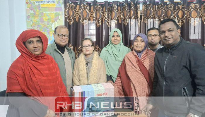 রাজশাহীতে দুঃস্থ নারীর মাঝে সেলাই..