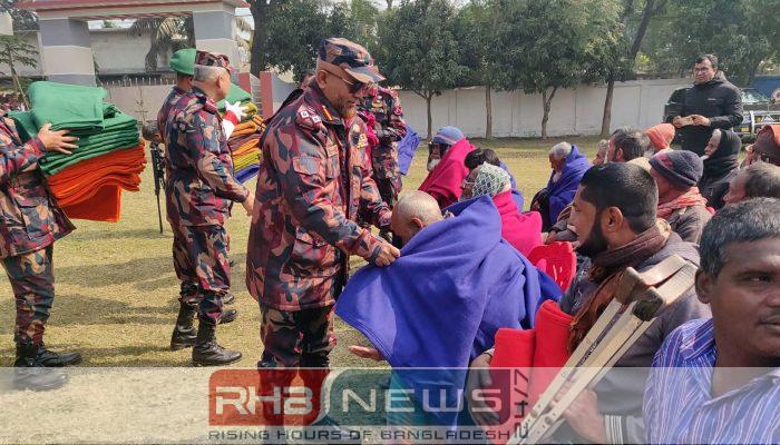 সীমান্তের ৩শতাধিক শীতার্ত ও দুঃস্থ..