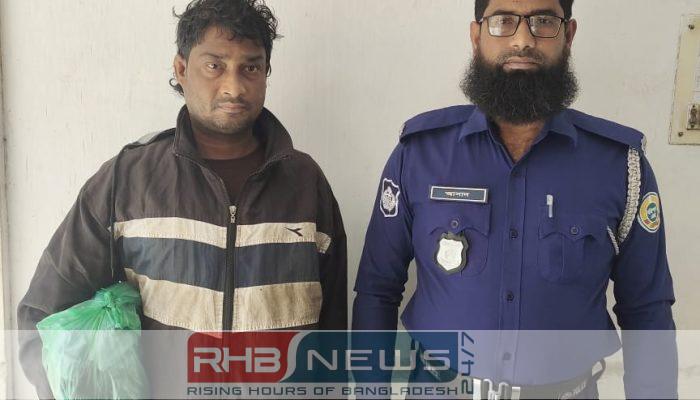 মির্জাগঞ্জে ৯০ পিছ ইয়াবা ও..