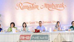 কূটনীতিকদের সঙ্গে ইফতার করলেন প্রধানমন্ত্রী..