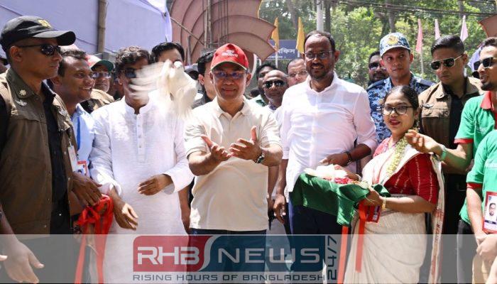 টাঙ্গাইলে কৃষি মেলার উদ্বোধন করলেন..