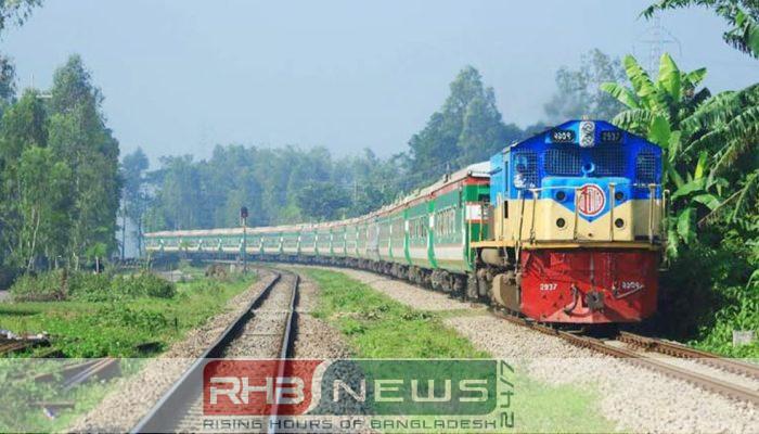 যাত্রীভাড়া না বাড়িয়ে রেলওয়ের আয়..