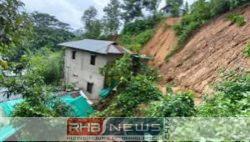 ভারী বৃষ্টিতে বান্দরবান-কক্সবাজারে পাহাড়ধস, নিহত..