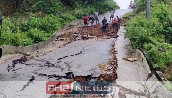 চট্টগ্রামের পাঁচ জেলায় ভূমিধসের সতর্কতা