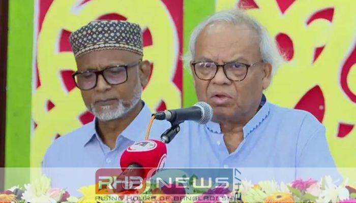আদর্শ শিক্ষকের অভাবেই তরুণ সমাজ..