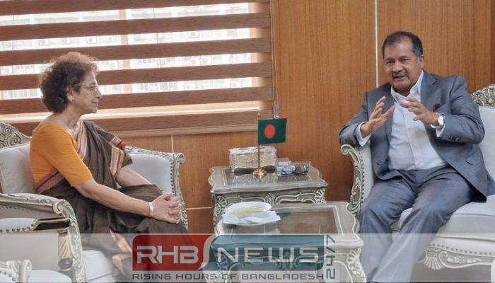 তথ্য ও সম্প্রচারমন্ত্রীর সঙ্গে জাতিসংঘে..