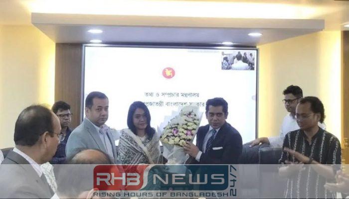 নিয়ন্ত্রণ নয়, গণমাধ্যমে নিয়মকানুন রেগুলেট..