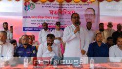 বিষখালির কচুয়া-বেতাগী ফেরিঘাটে বিষখালী নদীর..