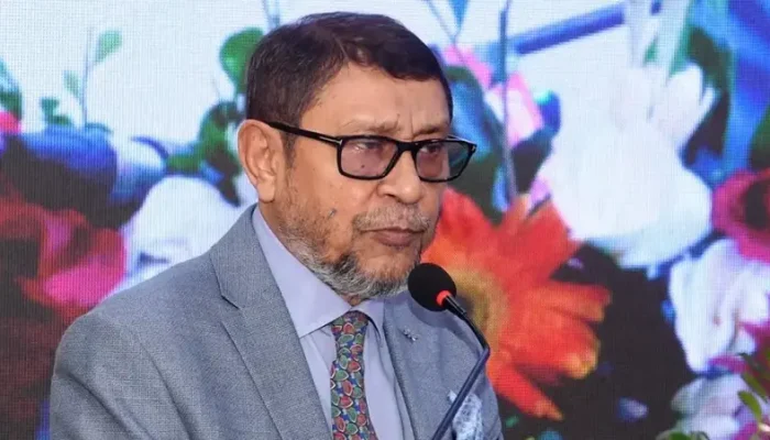 বিদেশমুখী চিকিৎসা ঠেকাতে দেশের স্বাস্থ্যব্যবস্থায়..