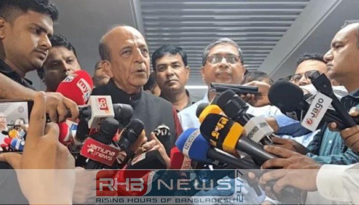 অতীতে আটকে থাকলে উন্নয়ন হবে..