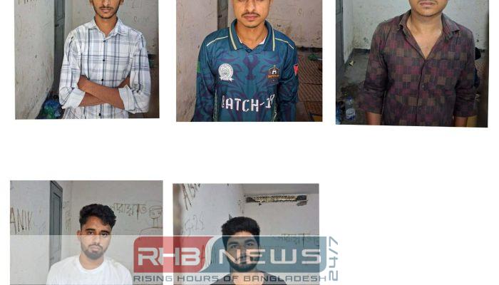 আগৈলঝাড়ায় পুলিশের বিশেষ অভিযানে মাদকসহ..