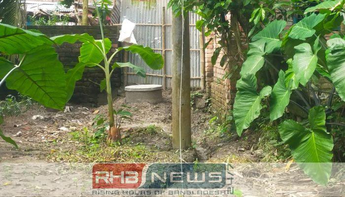 আত্রাইয়ে বিচারাধীন জমিতে জবরদখল করে..