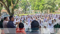 গোবিন্দগঞ্জে ইভটিজিং ও বাল্যবিবাহ প্রতিরোধে..